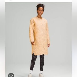 LULULEMON Insulated Quilted Long Bomber Jacket Size 4 Camel‎ Water Repellent